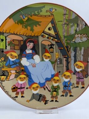 Vintage Germany Barbara Furstenhofer Porcelain Snow White Dwarfs Plate 7.5”